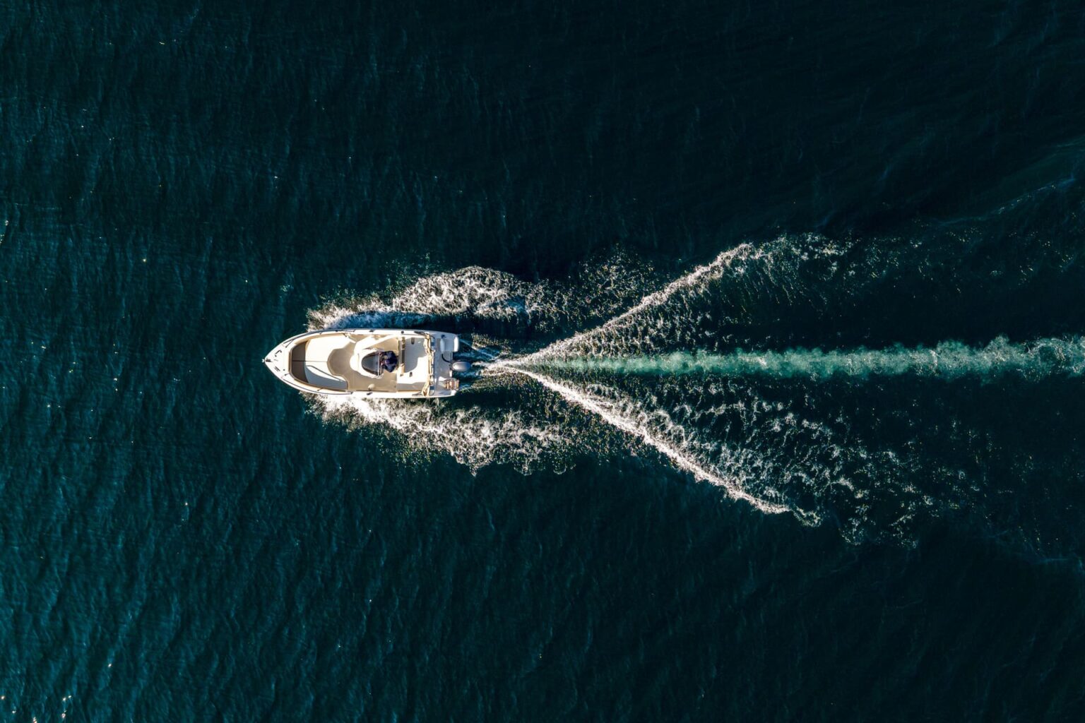 AS 19 GL Open - barca senza patente nautica a noleggio sul Lago di Como