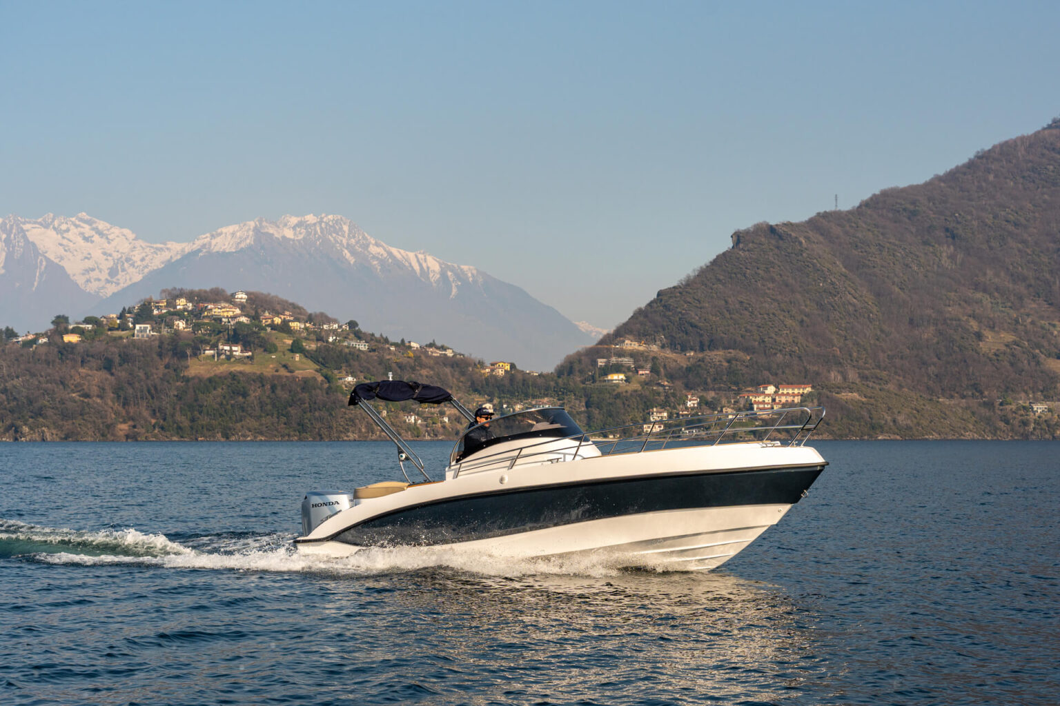 barca Eden 26 per boat tour sul Lago di Como