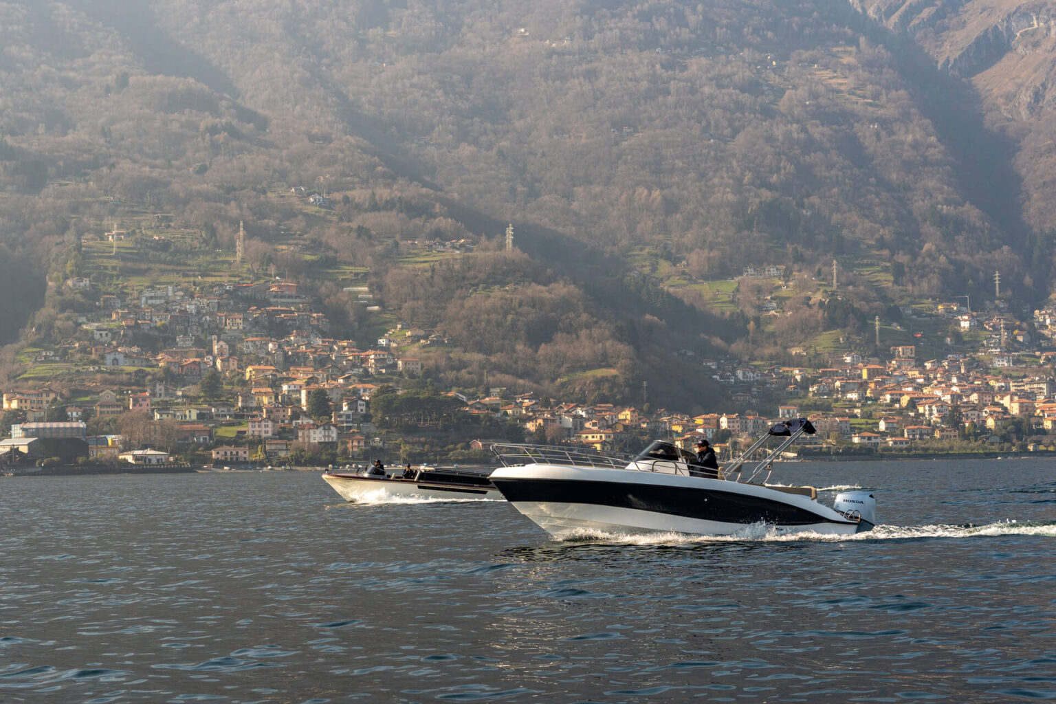 barca Eden 26 per boat tour sul Lago di Como