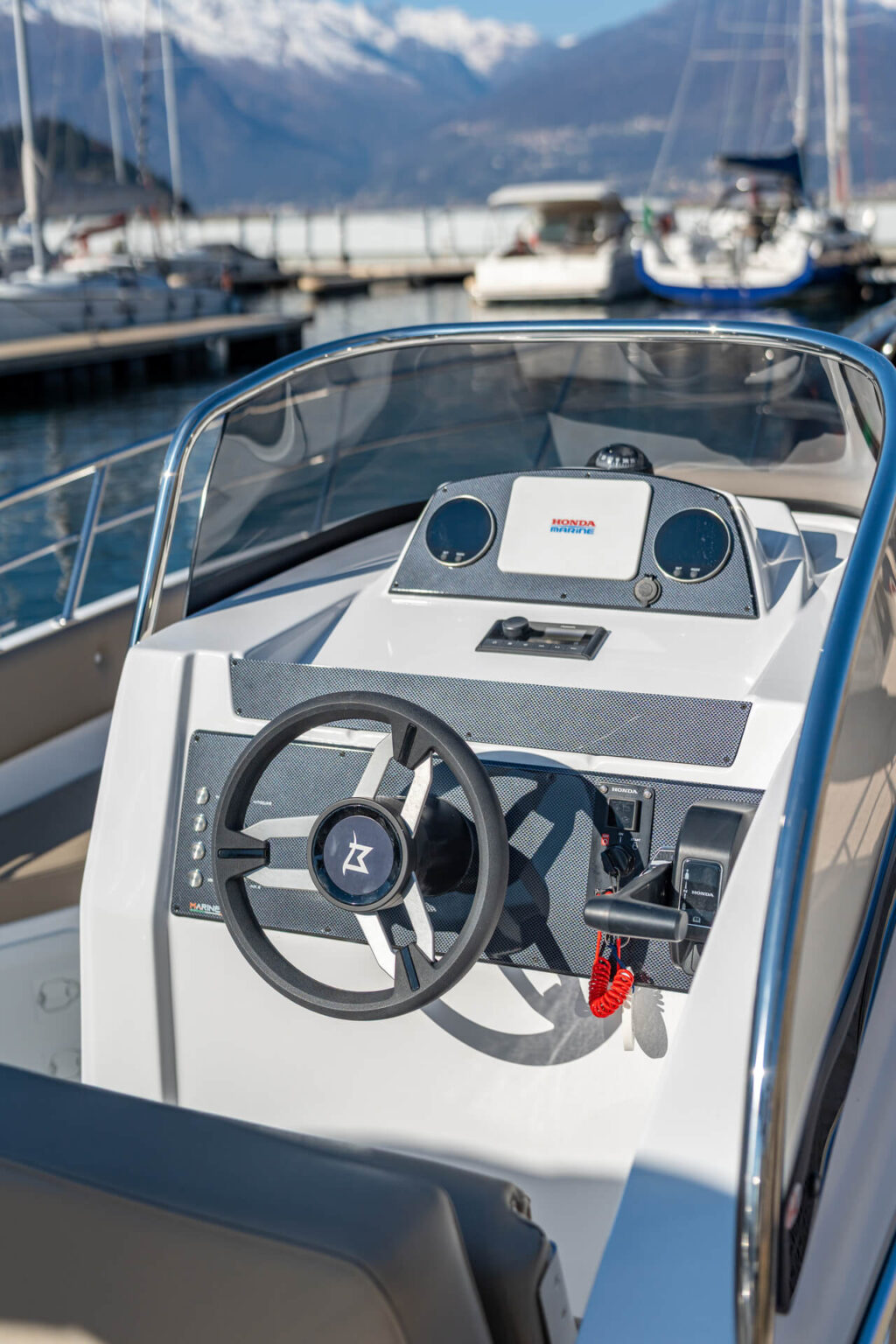 barca Eden 26 per boat tour sul Lago di Como