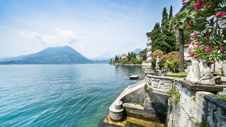 boat tour sul lago di como con visita a villa monastero (Varenna)