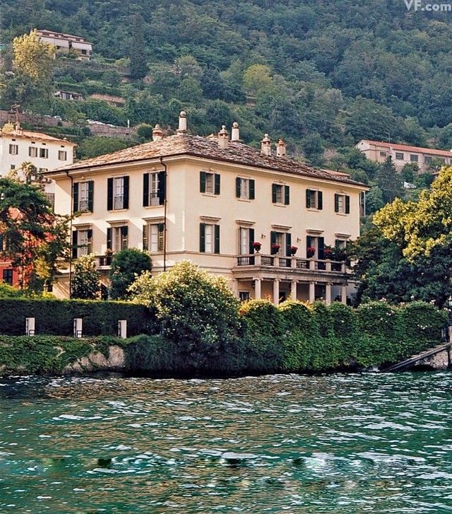 Blick vom Villa Oleandra auf den See. Die Villa von George Clooney